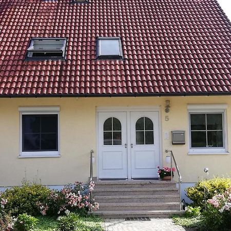 Ferienwohnung Am Bodensee Mit 3 Schlafzimmer Ueber 2 Etage Mit Kleine Balkon Bis 7 Personen Юберлинген Екстериор снимка