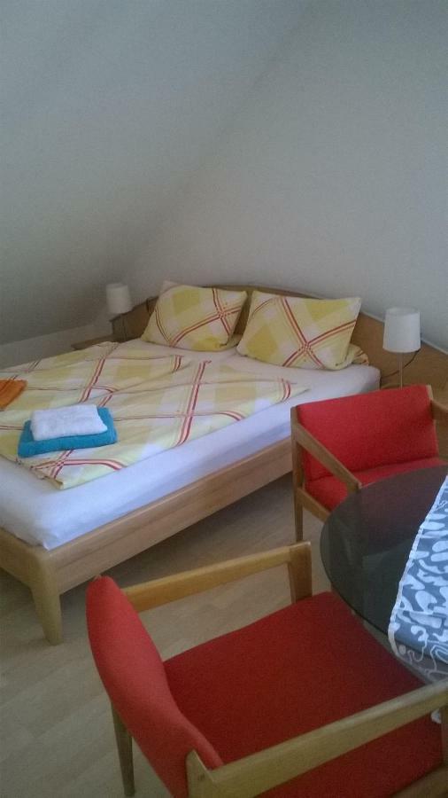 Ferienwohnung Am Bodensee Mit 3 Schlafzimmer Ueber 2 Etage Mit Kleine Balkon Bis 7 Personen Юберлинген Екстериор снимка