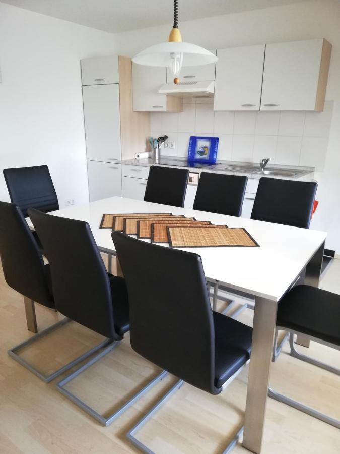 Ferienwohnung Am Bodensee Mit 3 Schlafzimmer Ueber 2 Etage Mit Kleine Balkon Bis 7 Personen Юберлинген Екстериор снимка